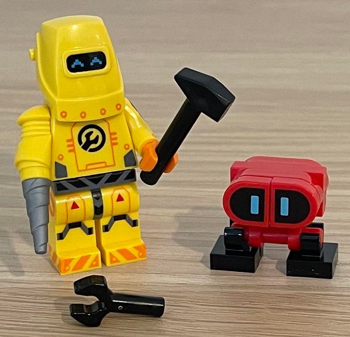 1 Robot Repair Tech Collectible Mini-Figures Series 22