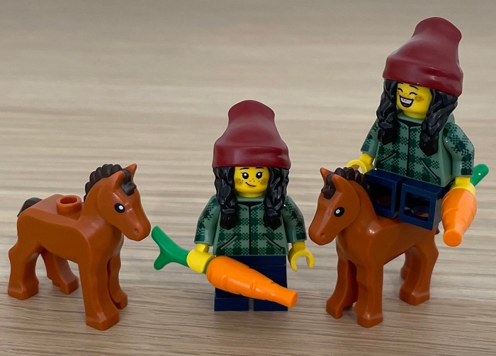 5 Horse Groom Collectible Mini-Figures Series 22