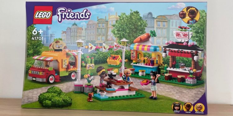 LEGO 41701 Friends Street Food Market Box