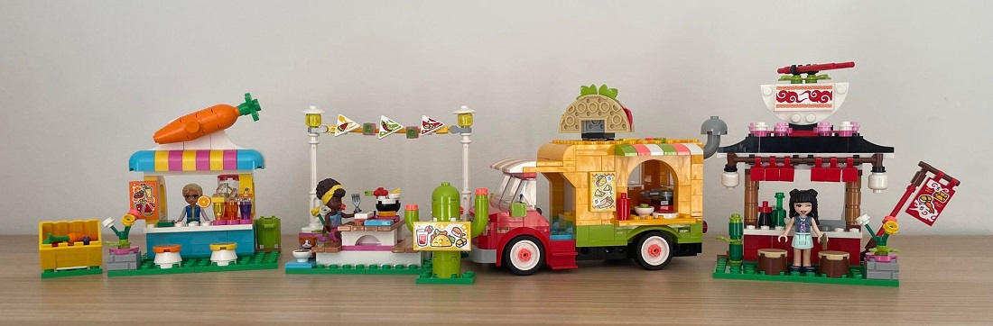 LEGO 41701 Friends Street Food Market complete build