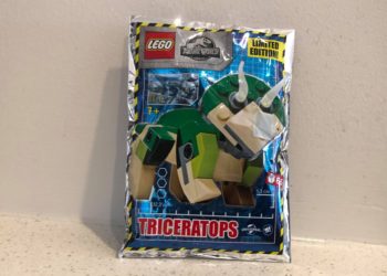 lego-jurassic-world-122006-triceratops-issue-6