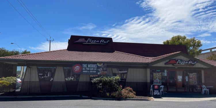 Marion Pizza Hut All You Can Eat banner