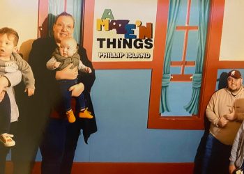 banner phillip island amaze n things