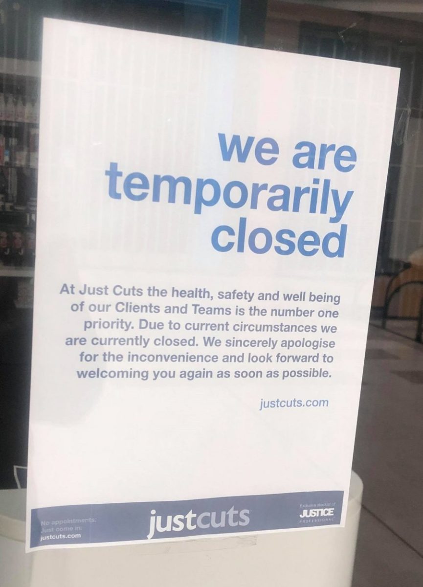 closed sign at justcuts pacific werribee