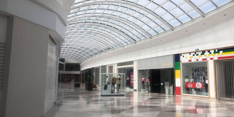 empty-pacific-werribee-corona-virus