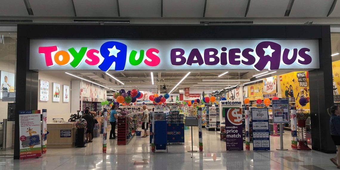 entrance to toys r us babies r us pacific werribee