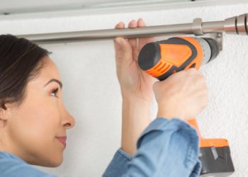 hanging curtains on plasterboard