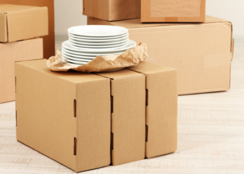 how to move plates glasses