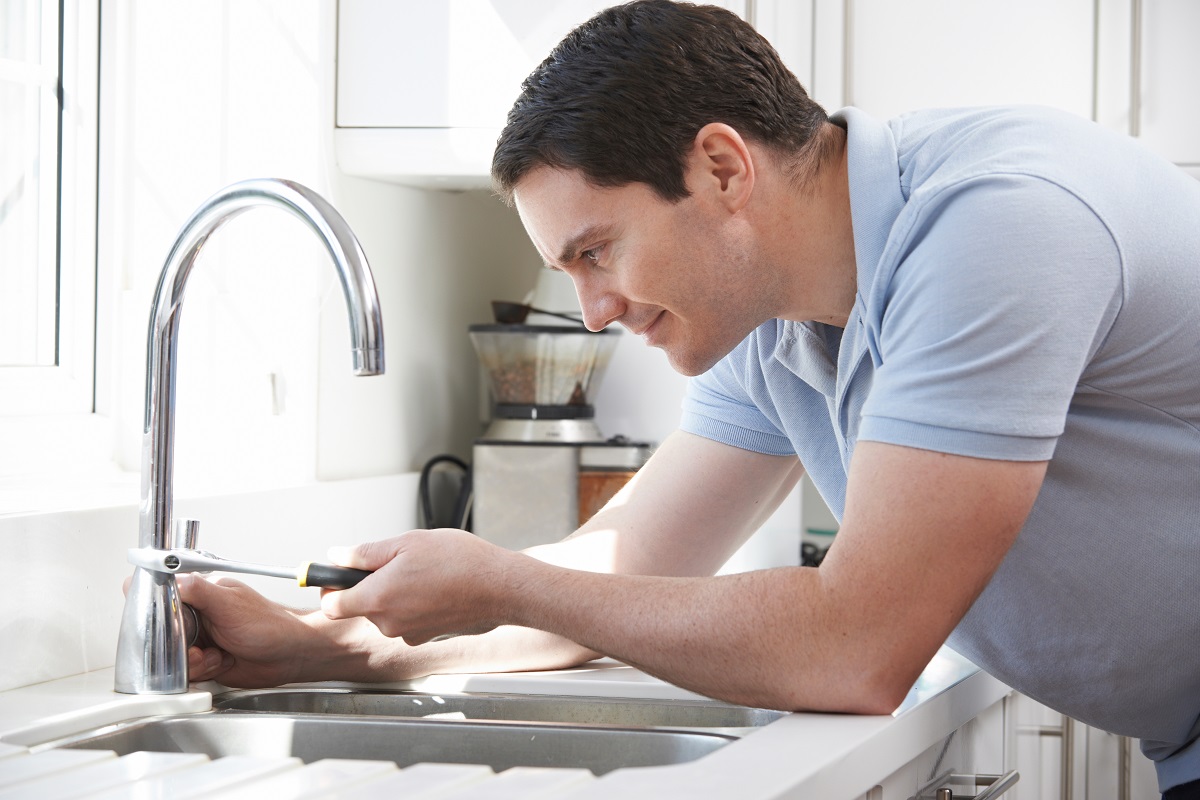 Plumber Mending Tap With Adjustable Wrench