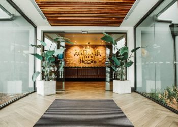 pakenham hotel castellos