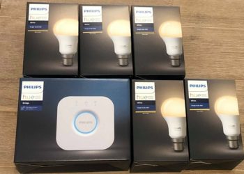 5 phillips hue bulbs and a hub