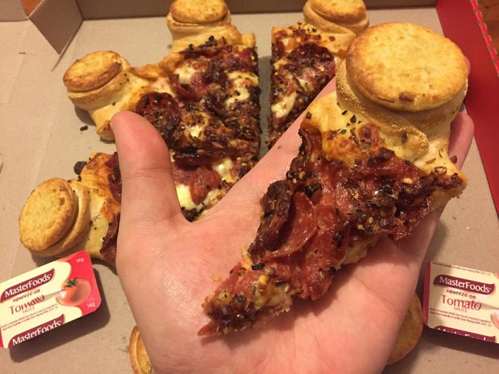 pizza-hut-four-n-twenty-in-hand