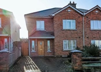 Contemporary 2 story semi-detached house