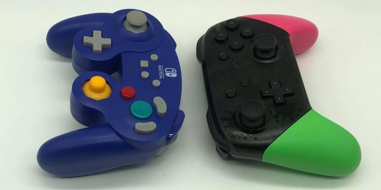 switch powera and pro controllers head to head