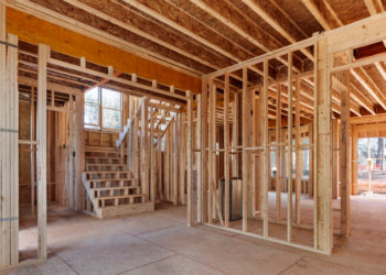 timber frame house construction