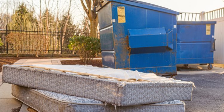 Despite regulations by the Home owners association, residents st