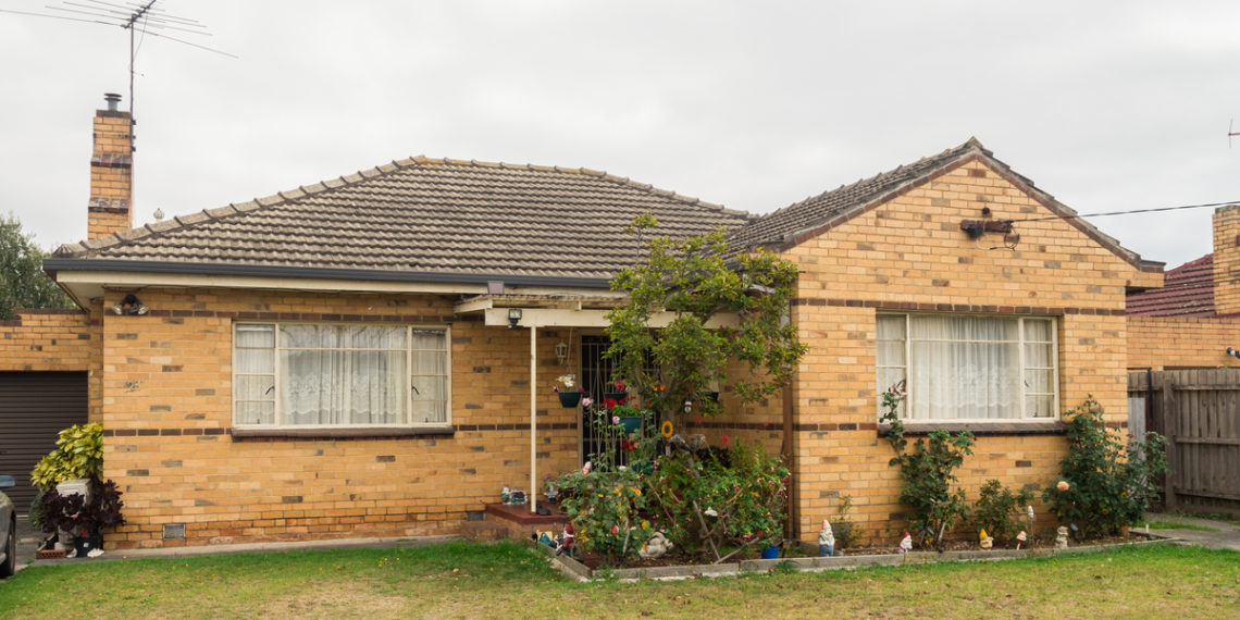 typical 1950s australian home real estate