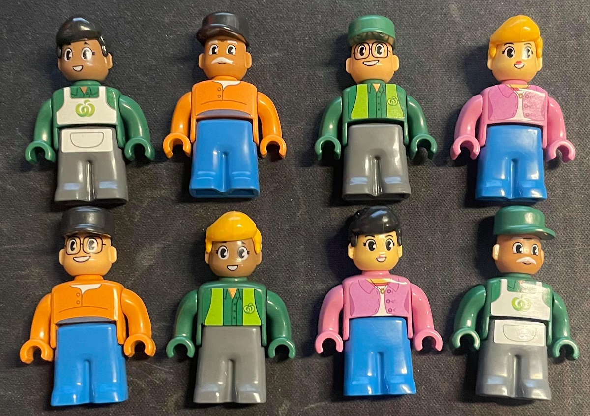 woolworths bricks figure pack box