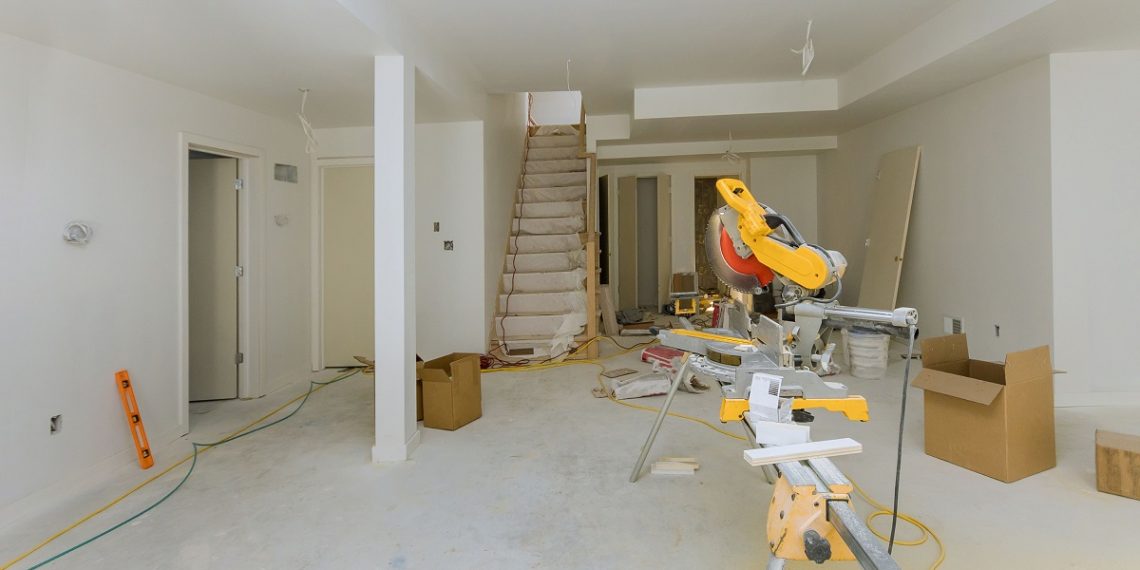 6 Tips To Ensure Worker Safety During Home Renovations